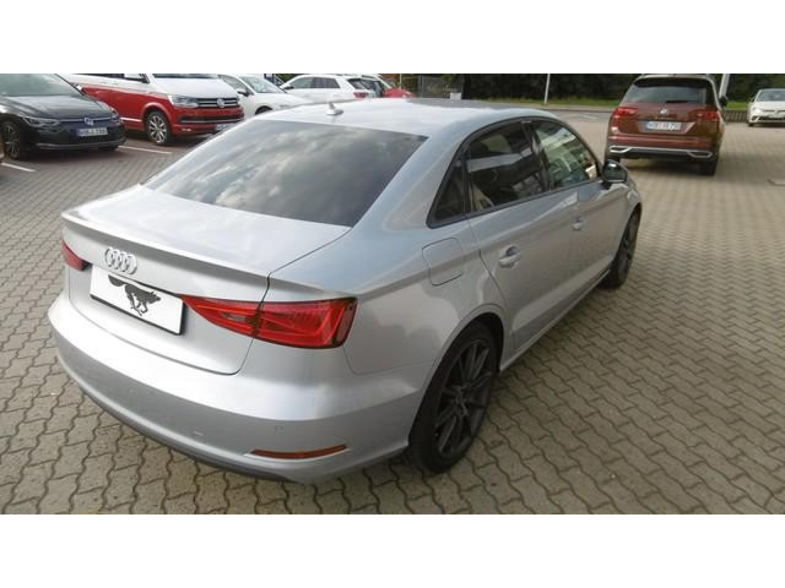 diagonalansicht-hinten-aussen