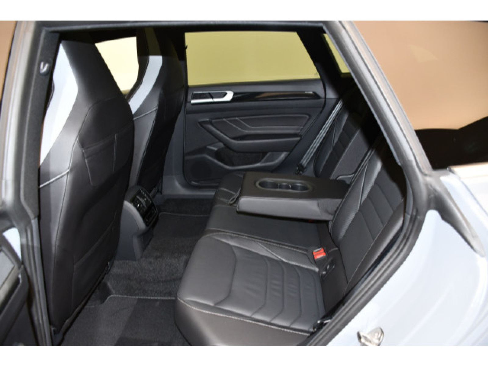Volkswagen - Arteon Shooting Brake_10