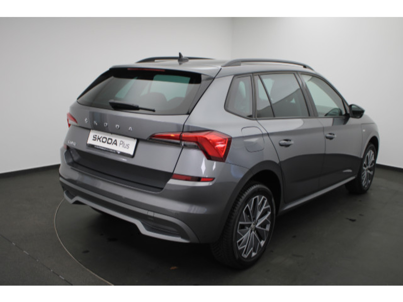 diagonalansicht-hinten-aussen