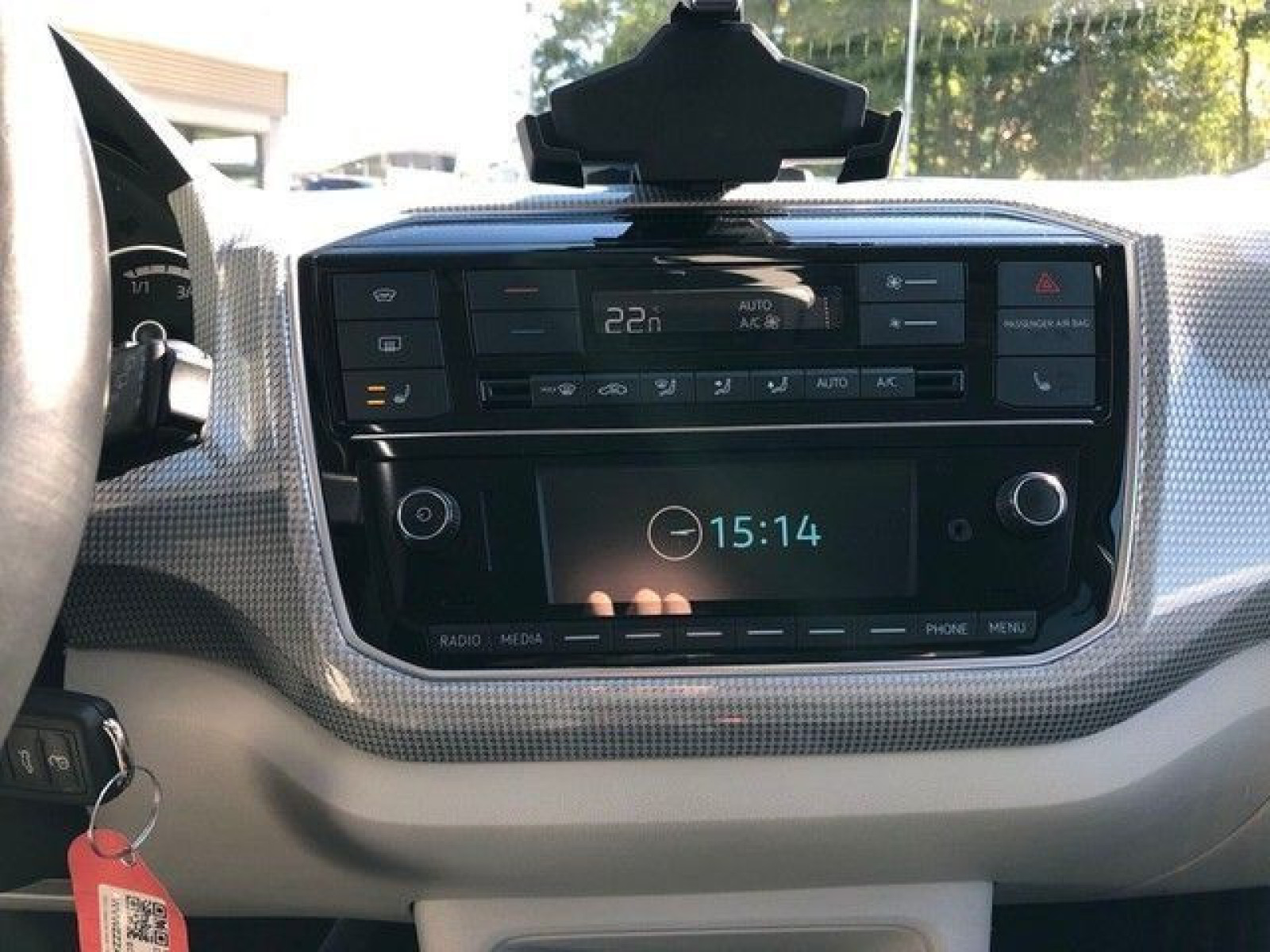 Volkswagen - e-up!_13