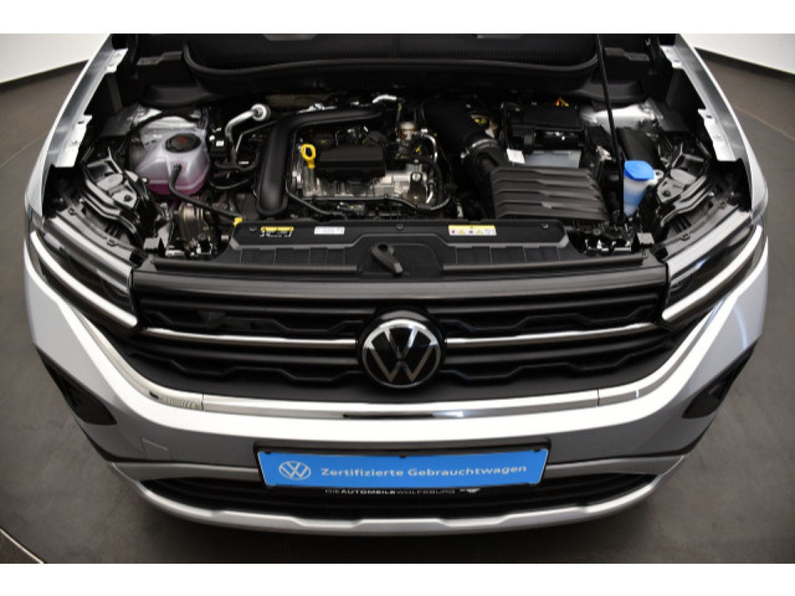 Volkswagen - T-Cross_12