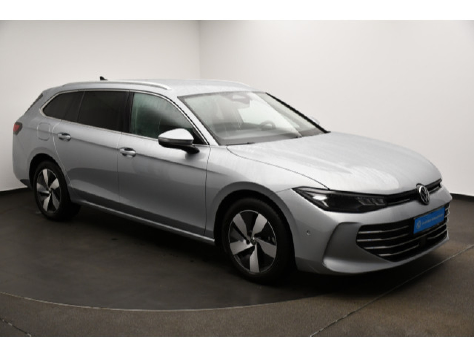 diagonal-frontansicht-aussen