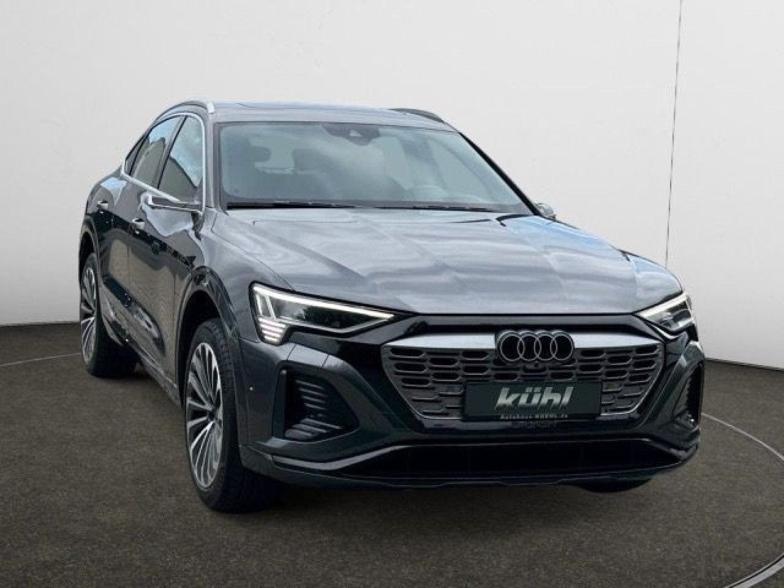 diagonal-frontansicht-aussen