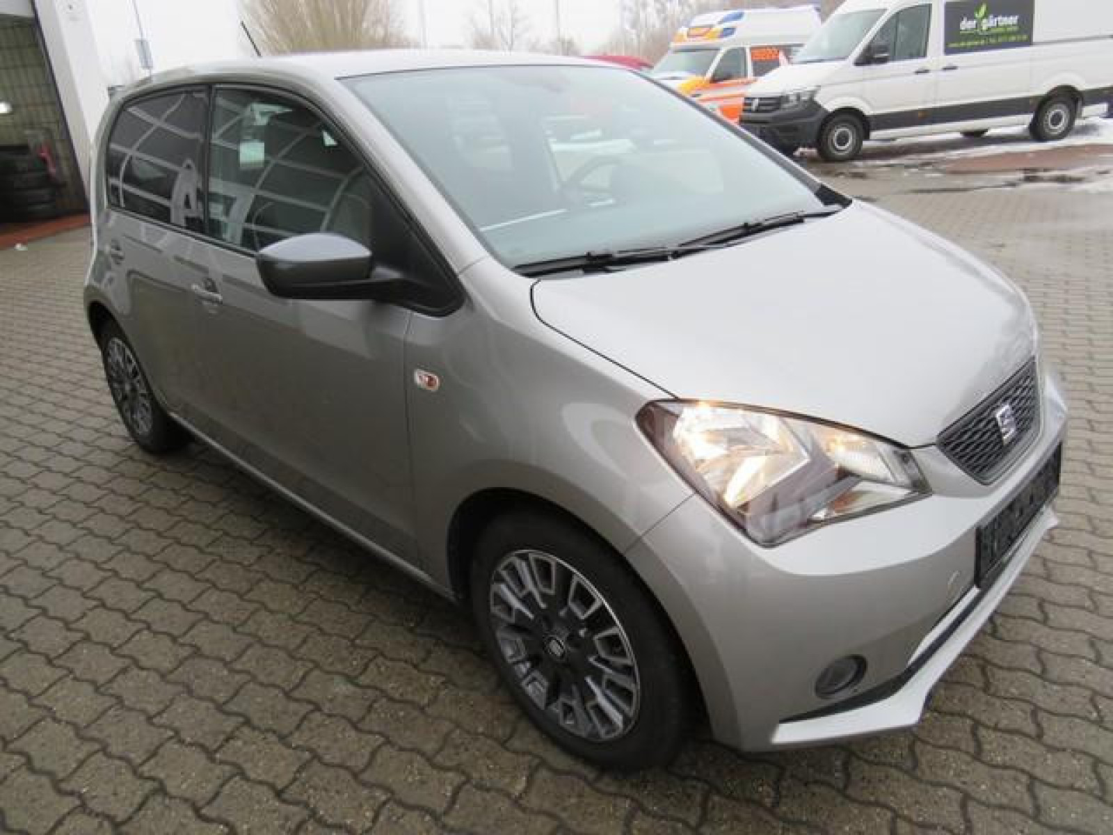 diagonal-frontansicht-aussen