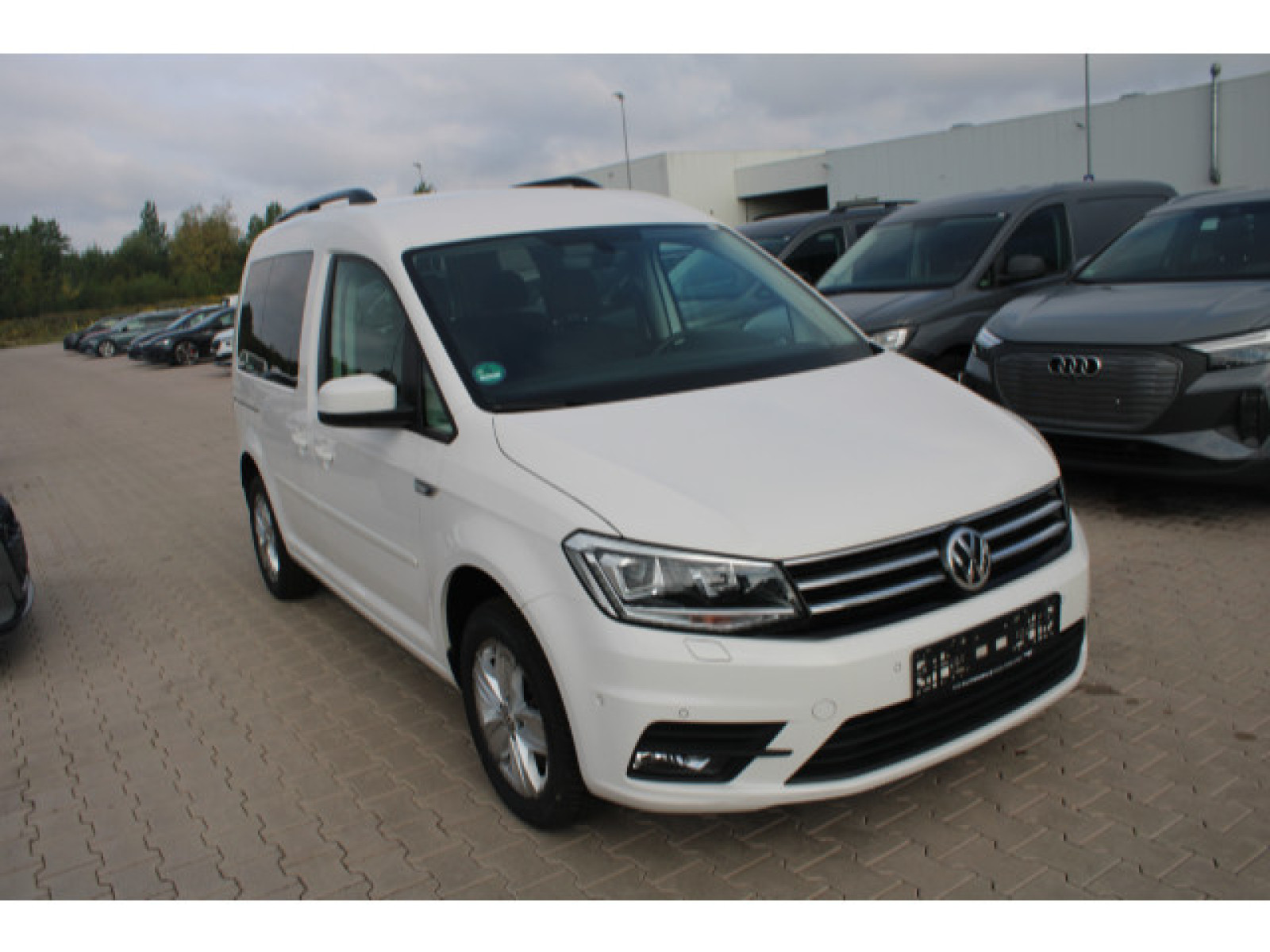 Volkswagen - Caddy_7
