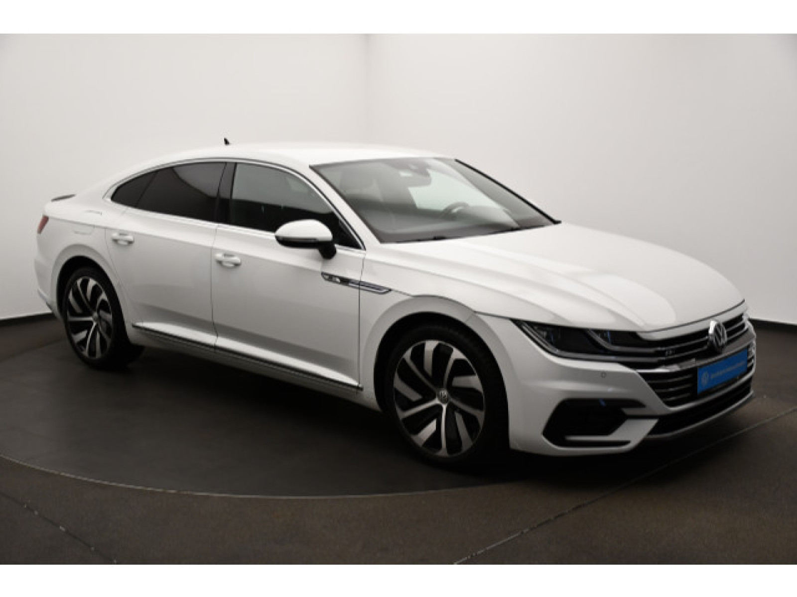 diagonal-frontansicht-aussen