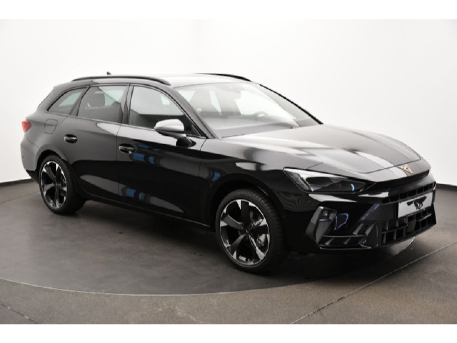 diagonal-frontansicht-aussen