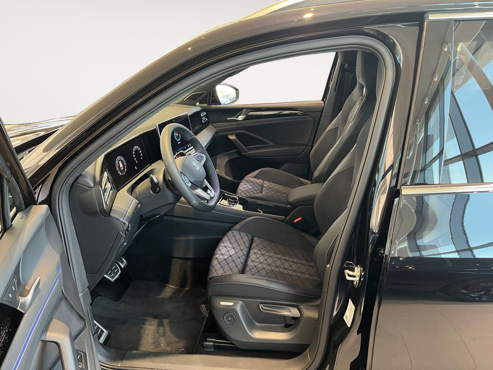 Volkswagen - Tiguan_10