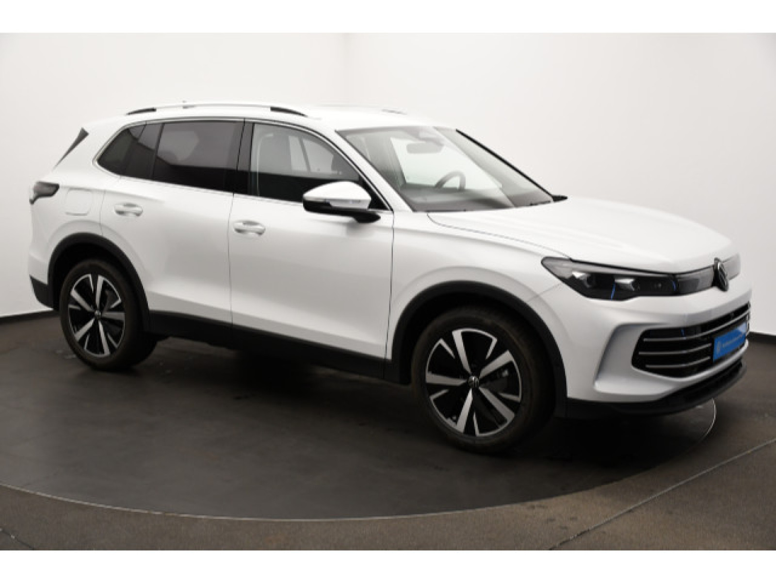 diagonal-frontansicht-aussen