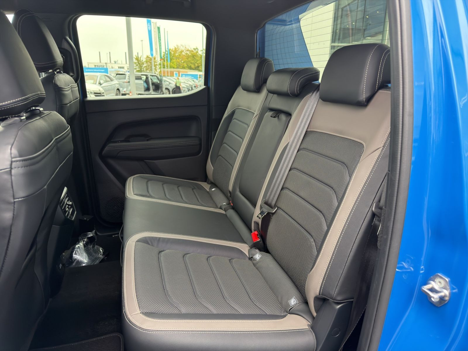 Volkswagen - Amarok_16