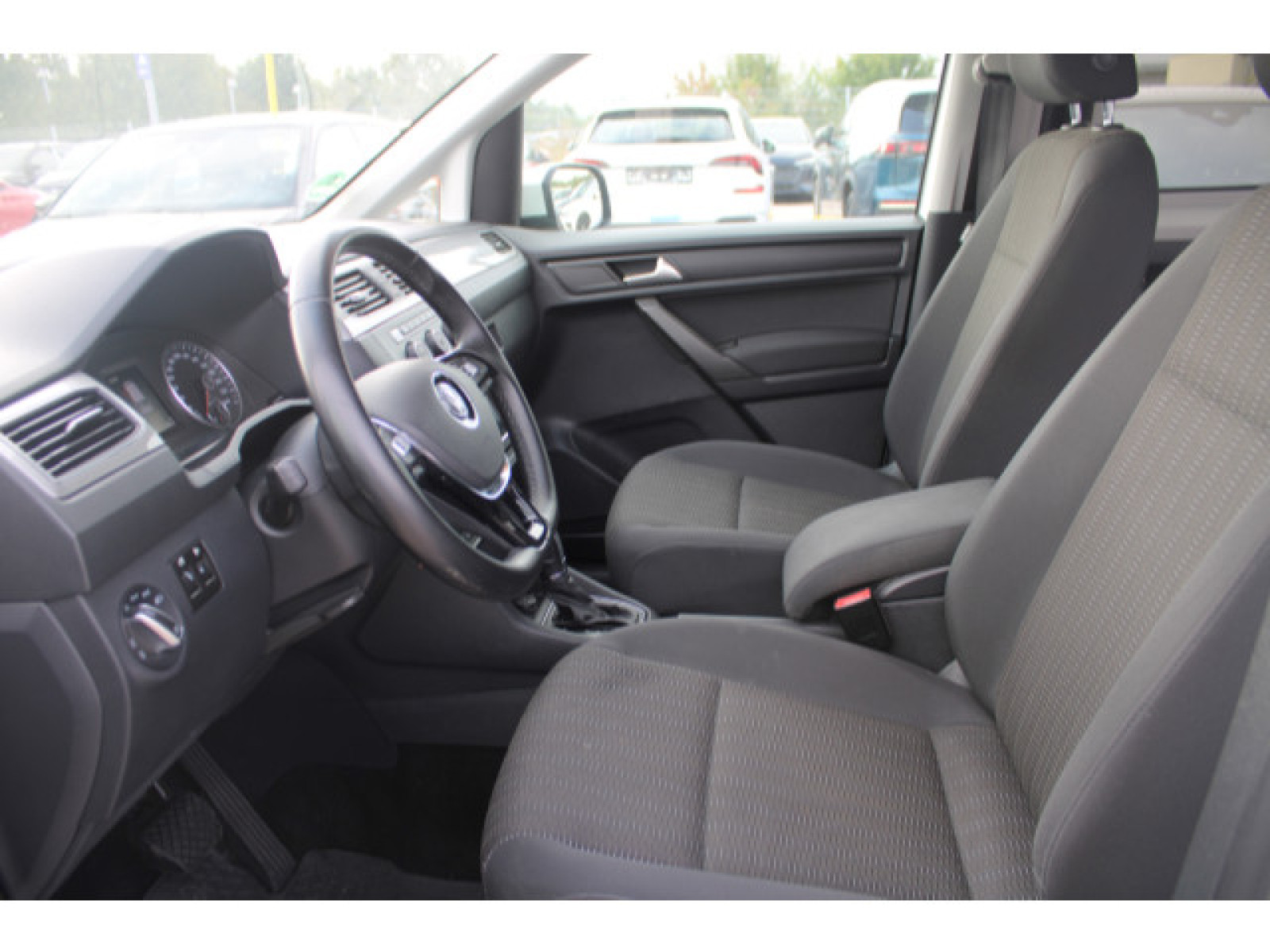 Volkswagen - Caddy_3