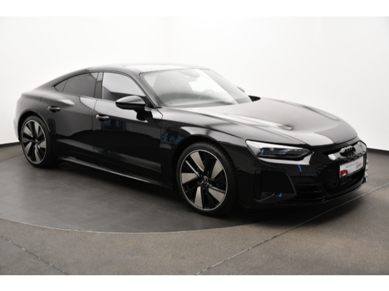 diagonal-frontansicht-aussen diagonal-frontansicht-aussen