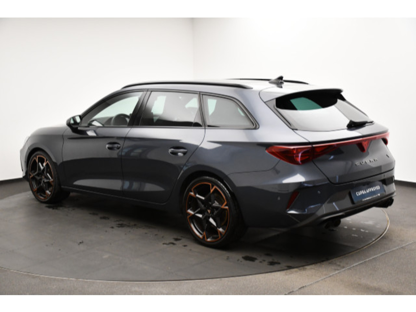 diagonalansicht-hinten-aussen