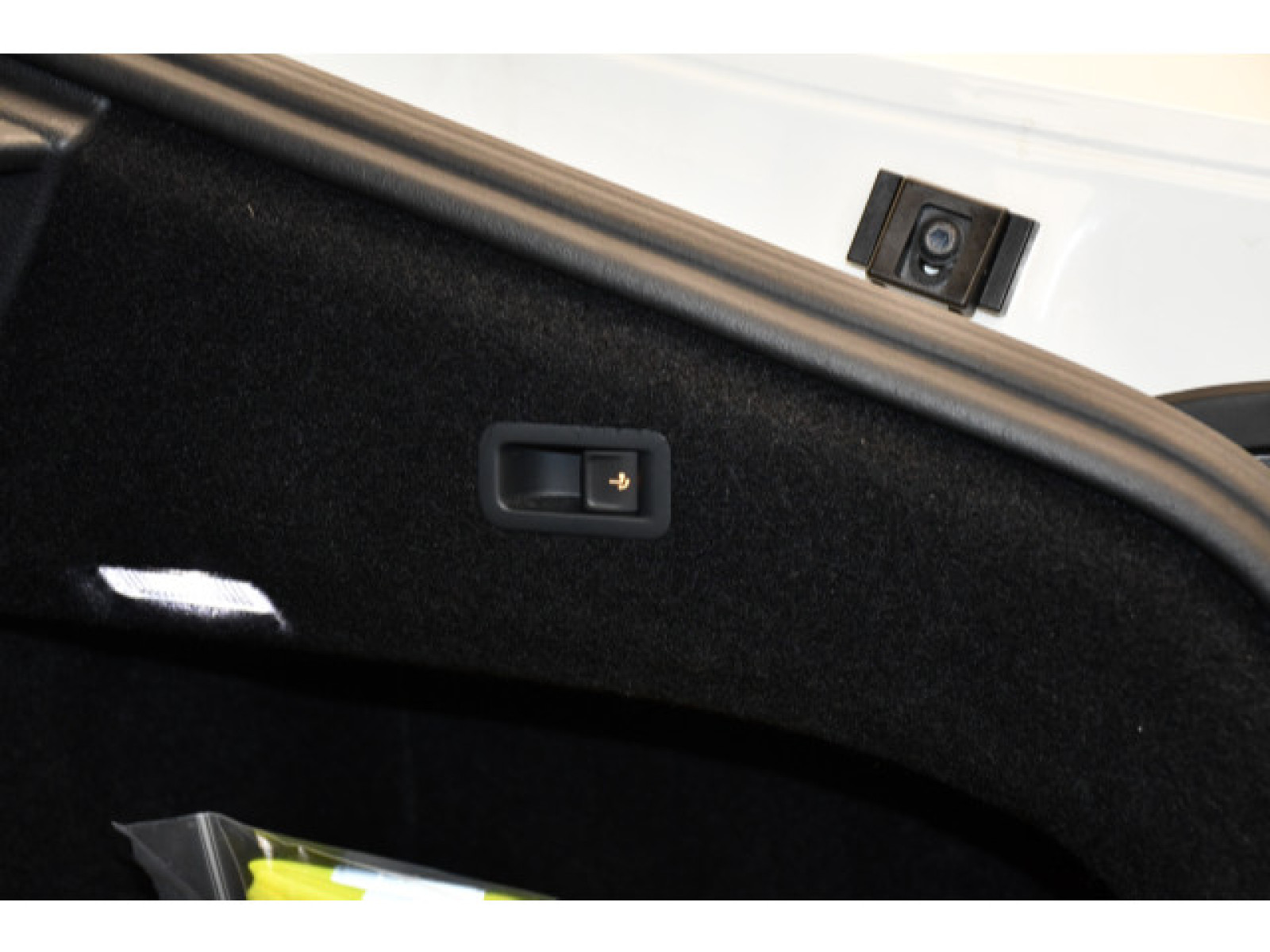 Volkswagen - Arteon_11