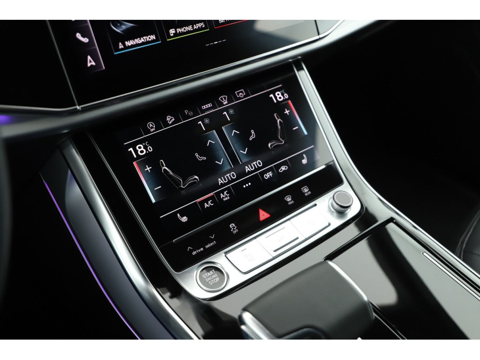 Audi - Q8_13 Audi - Q8_13