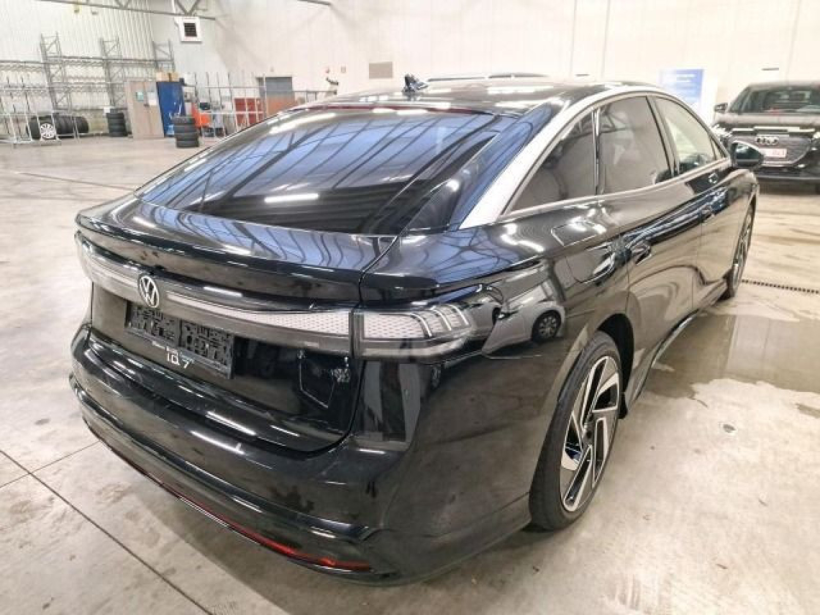 diagonalansicht-hinten-aussen