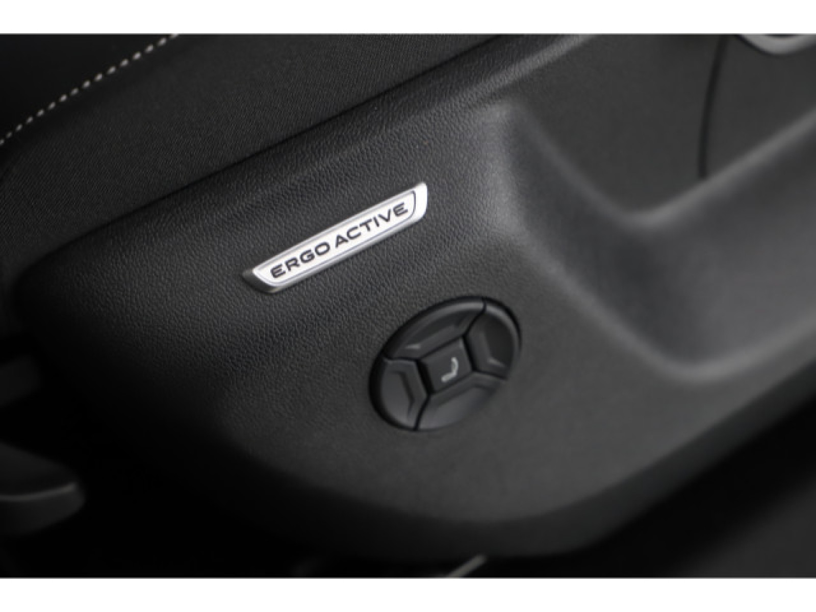 Volkswagen - Tiguan_8