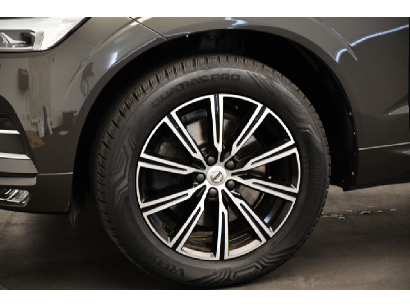Volvo - XC60_13