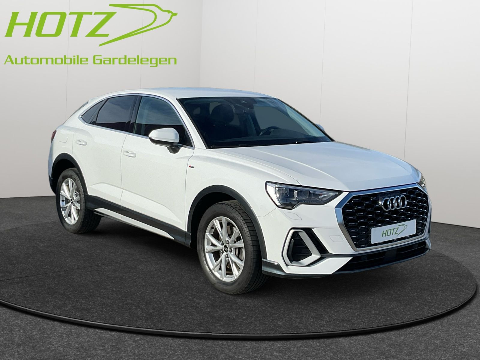 Audi - Q3 Sportback_8