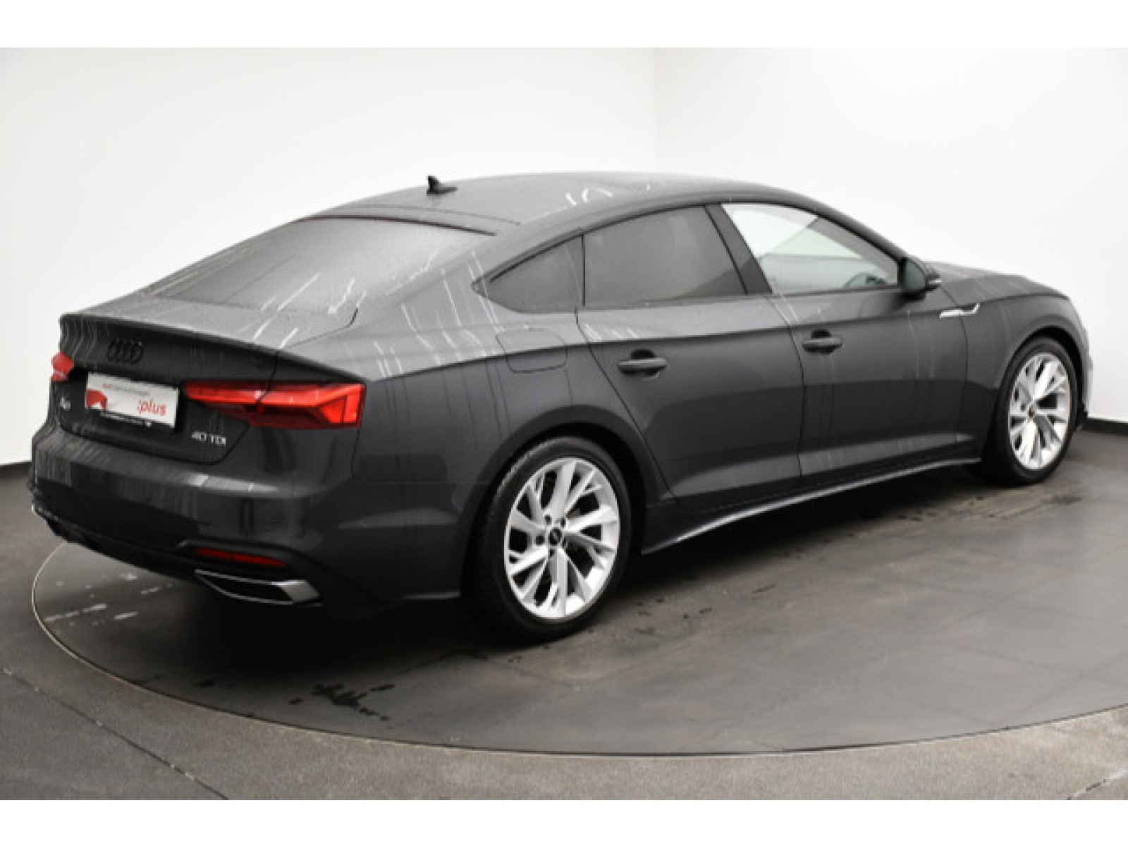 diagonalansicht-hinten-aussen