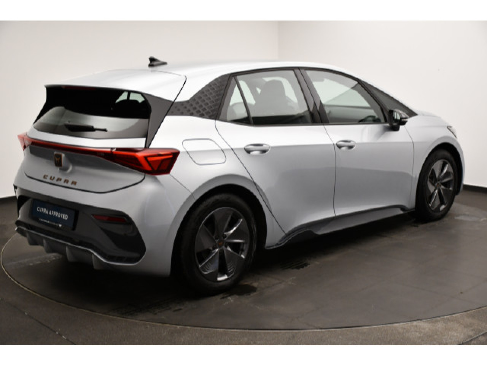 diagonalansicht-hinten-aussen