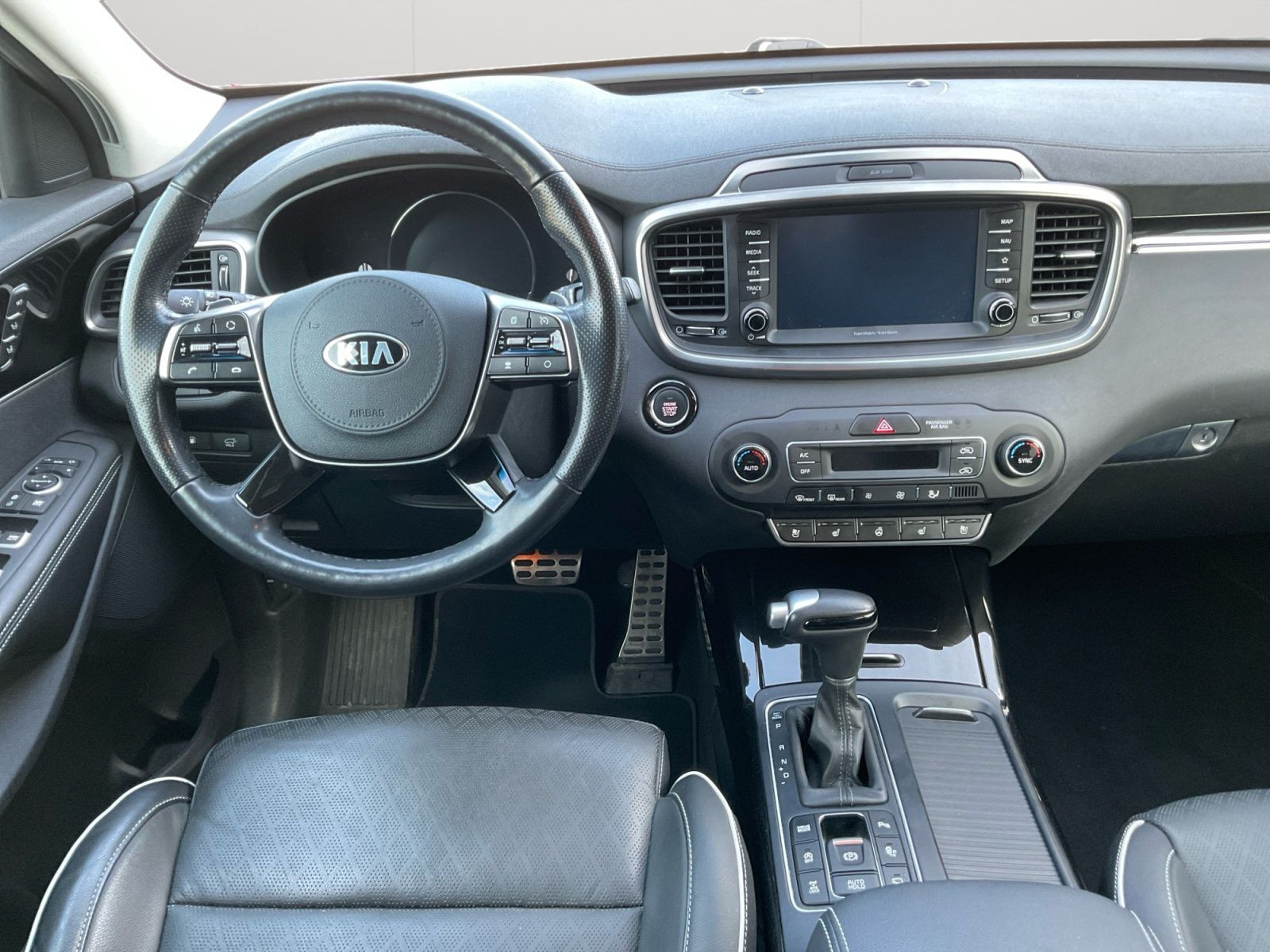 Kia - Sorento_11