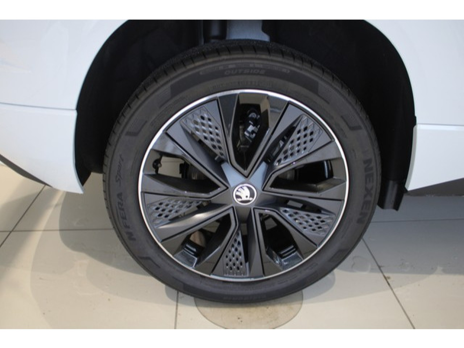 Škoda - Karoq_4