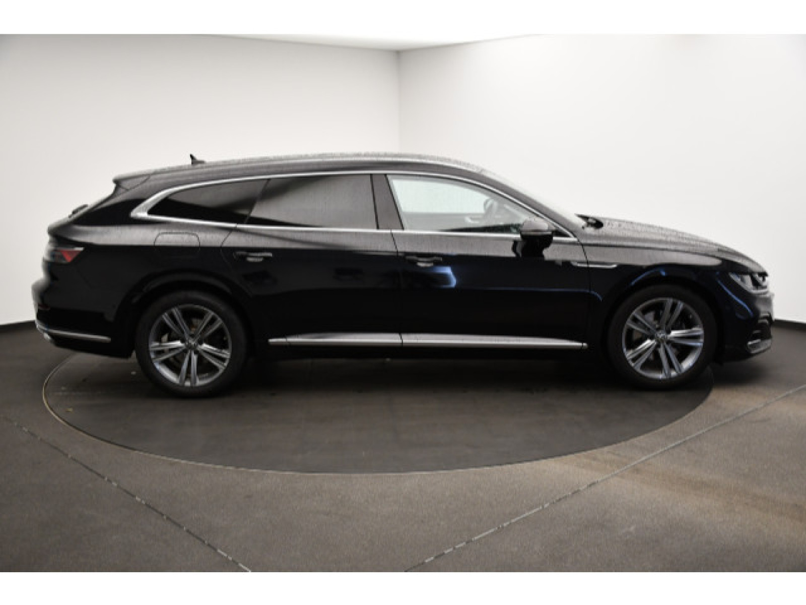 Volkswagen - Arteon Shooting Brake_20